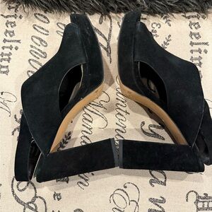 Vince Camuto Peep-Toe Black Suede Heels.